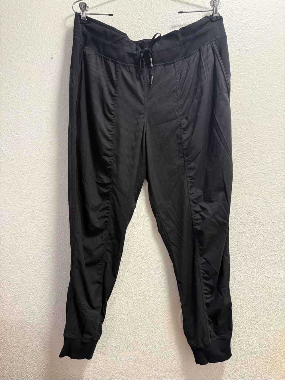 Lululemon beyond the studio Jogger Pants black women size 14 - Picture 2 of 8